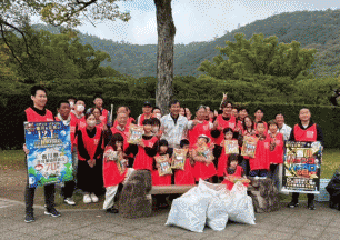 栗林公園周辺清掃活動実施（主催　香川県遊技業協同組合）